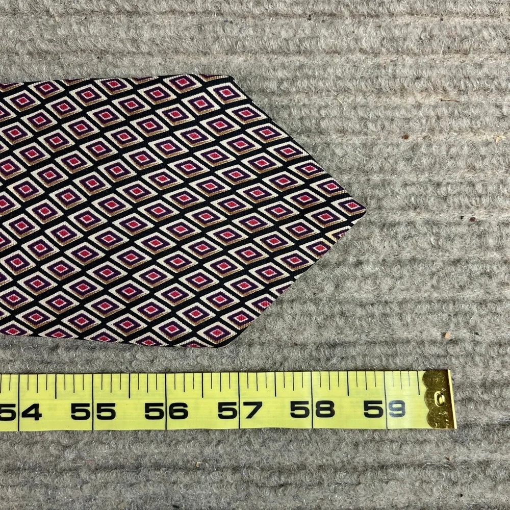 Claybrooke Mens Silk Tie Burgundy Gold Black Geometric Diamond Pattern Necktie